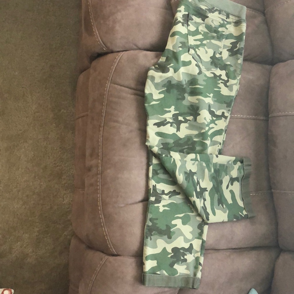 Camouflage capris.